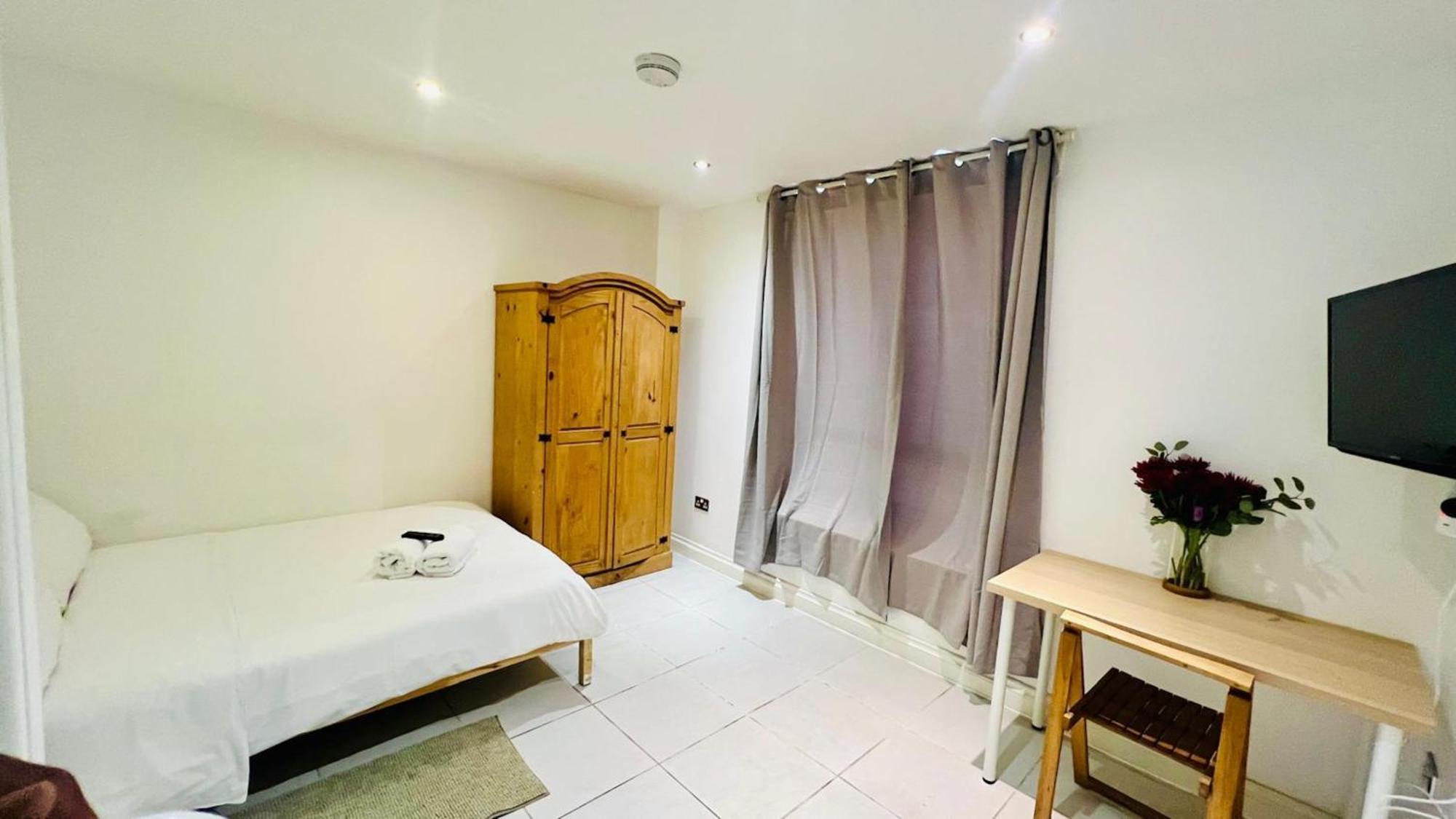 City View Sunset Luxurious Apartment In London Zone-1 Including One Family Twin Room With Its Own Stunning Private Terrace Dış mekan fotoğraf